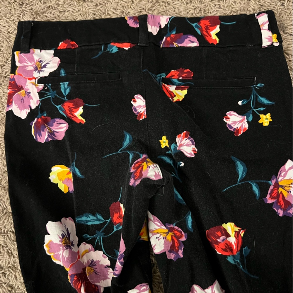 Old Navy Floral Pixie Pants